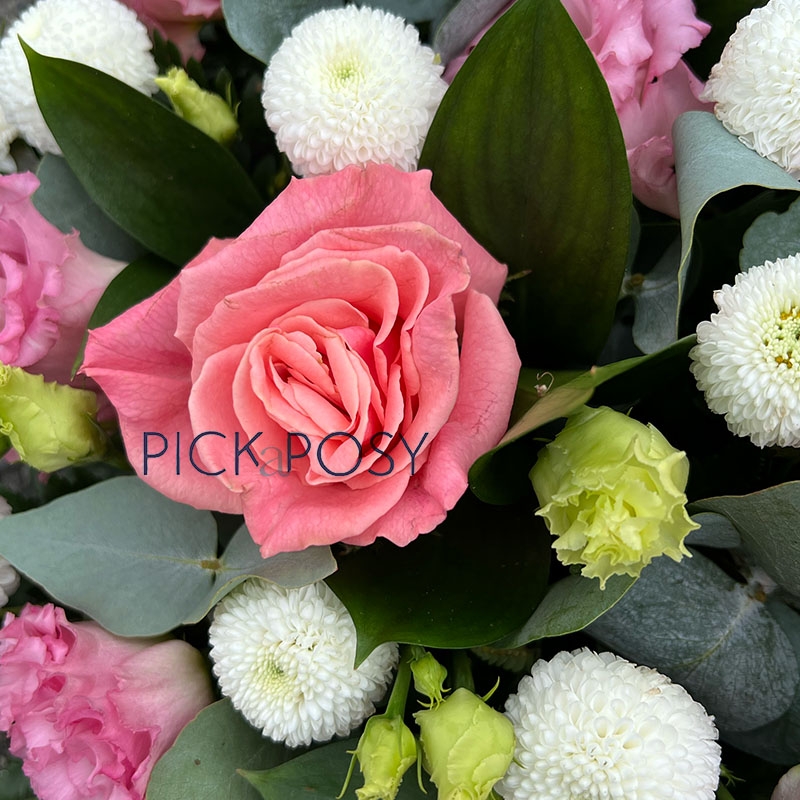 pink-white-loose-posy-pad-funeral-flowers-tribute-delivered-strood-rochester-medway-kent