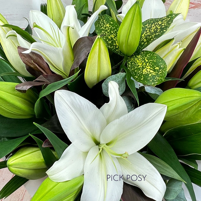 pure-white-lilies-lily-bouqet-flowers-delivered-strood-rochester-medway-kent