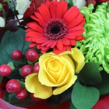 crimson-forest-handtie-aquapacked-bouquet-autumn-delivery-flowers-strood-rochester-medway-kent