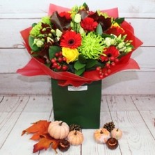 crimson-forest-handtie-aquapacked-bouquet-autumn-delivery-flowers-strood-rochester-medway-kent