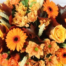 Rustic-oak-autumn-flowers-handtie-bouquet-delivery-strood-rochester-medway-kent